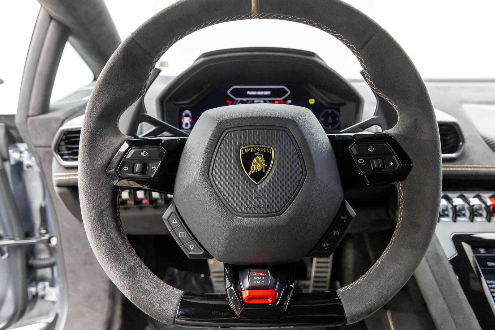 2024 Lamborghini Huracan Sterrato Coupe