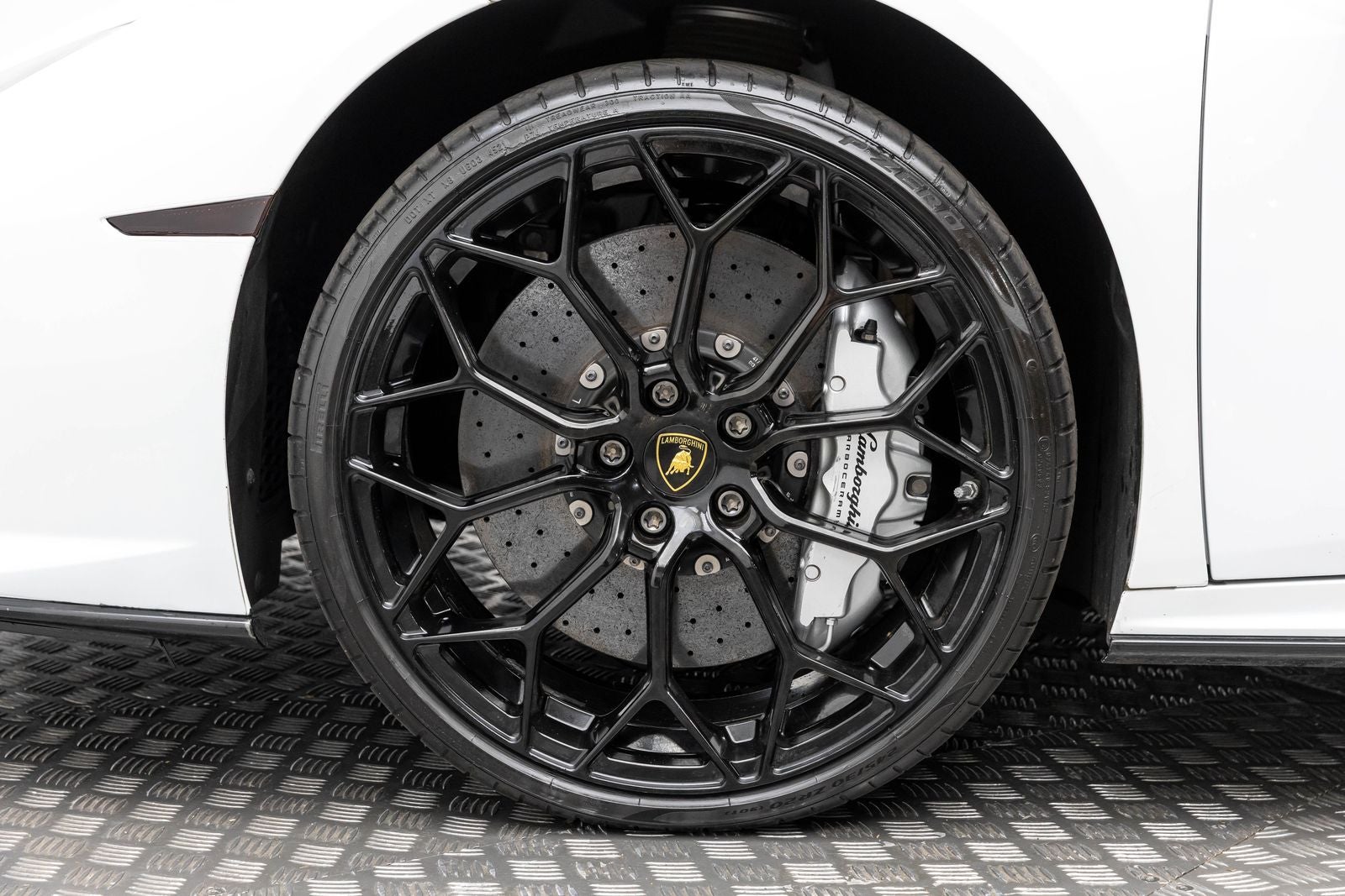 2020 Lamborghini Huracan EVO Spyder AWD