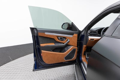2021 Lamborghini Urus AWD