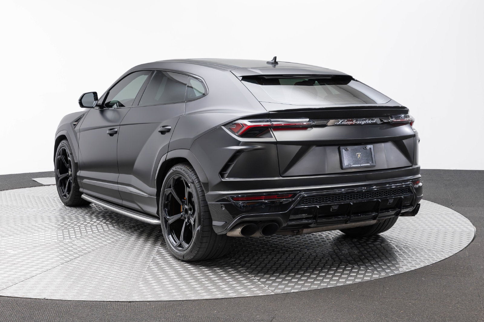 2021 Lamborghini Urus AWD