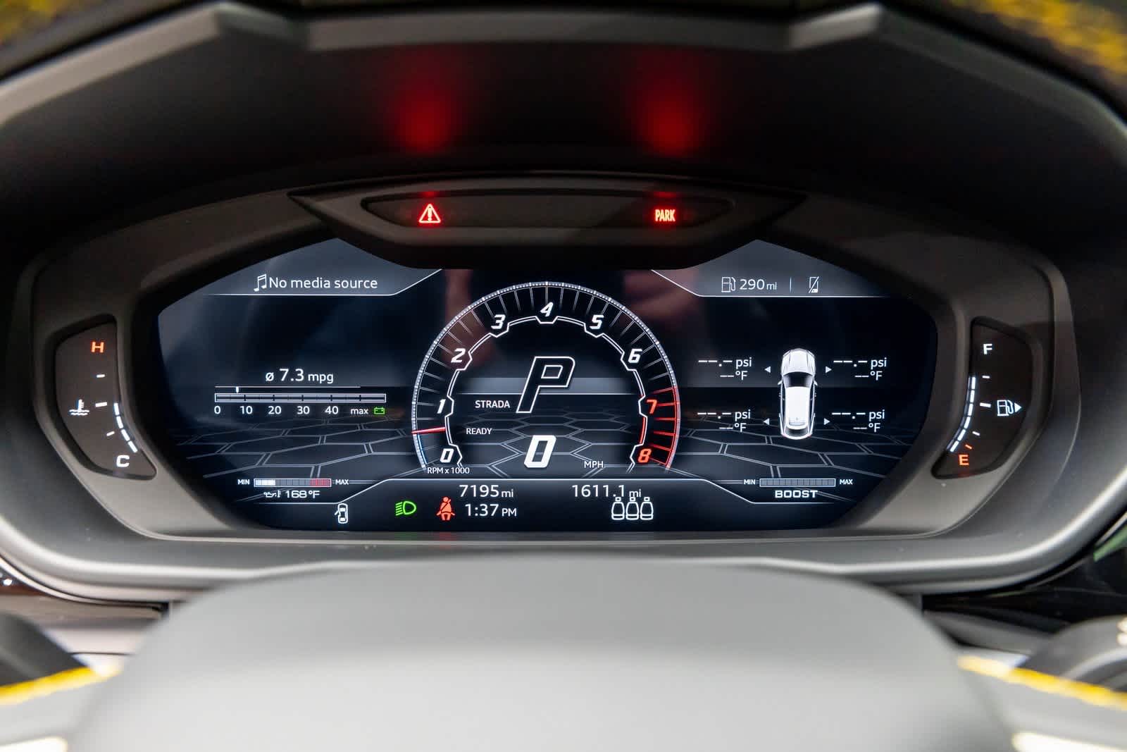 2022 Lamborghini Urus AWD