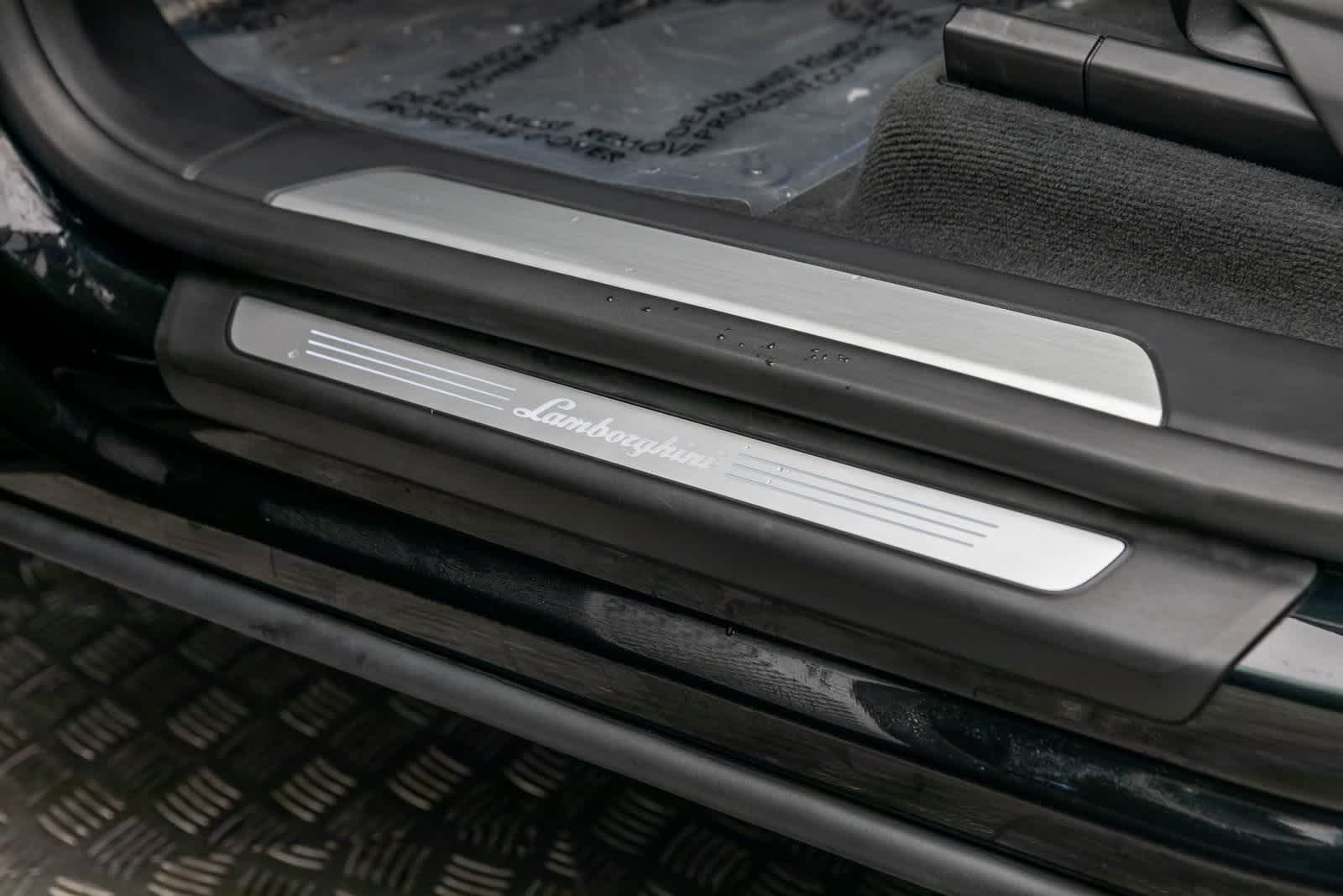 2022 Lamborghini Urus AWD