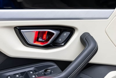 2019 Lamborghini Urus AWD