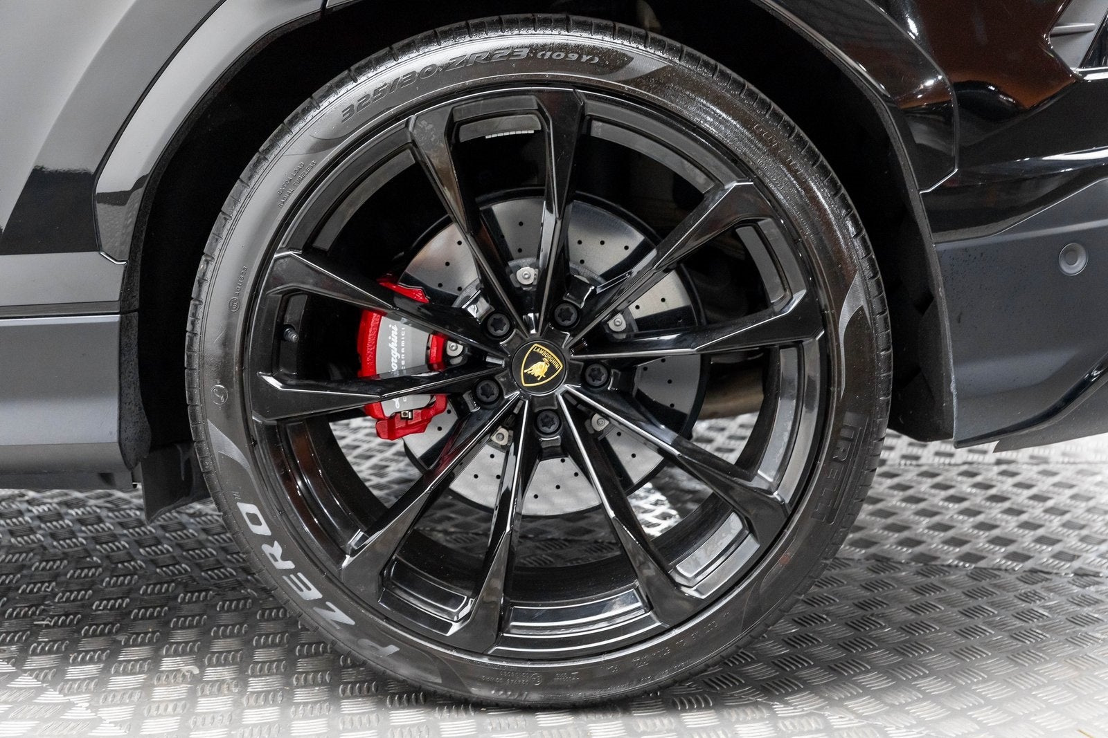 2022 Lamborghini Urus AWD