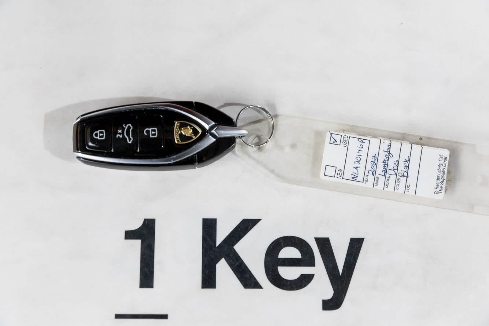 2022 Lamborghini Urus AWD