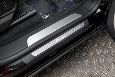 2022 Lamborghini Urus AWD