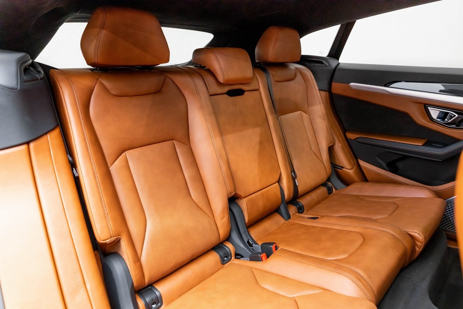 2022 Lamborghini Urus AWD