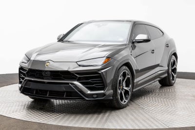 2022 Lamborghini Urus AWD