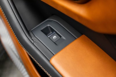 2022 Lamborghini Urus AWD