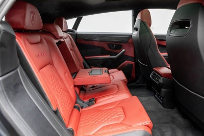 2023 Lamborghini Urus S