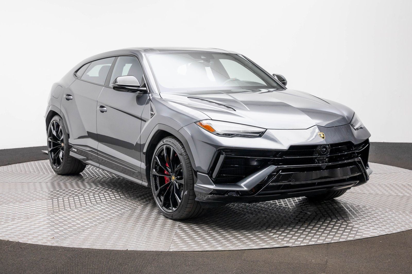 2023 Lamborghini Urus S