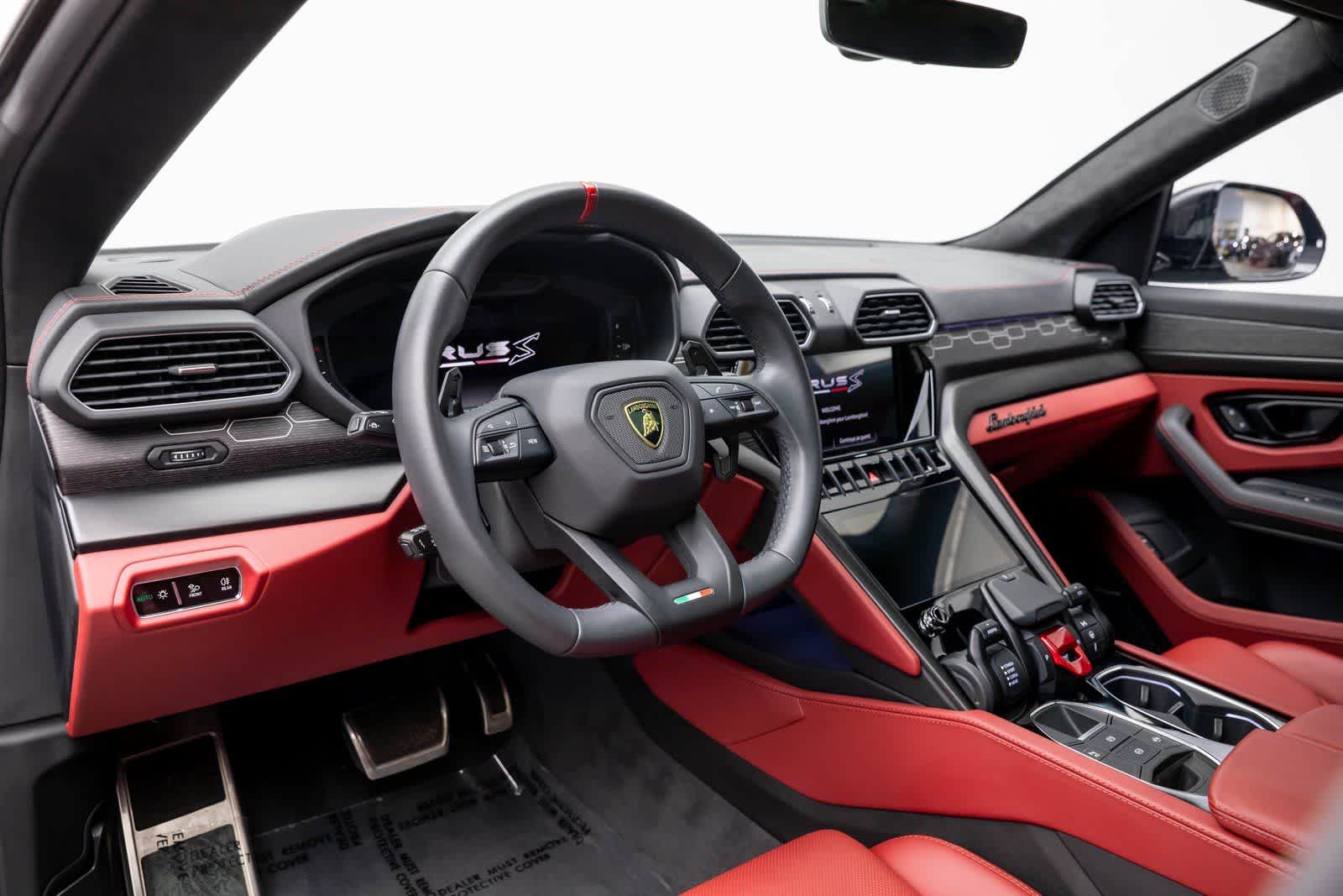 2023 Lamborghini Urus S