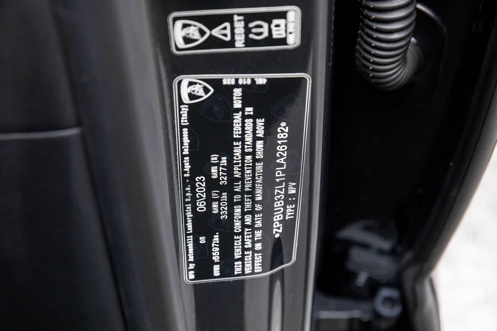 2023 Lamborghini Urus S