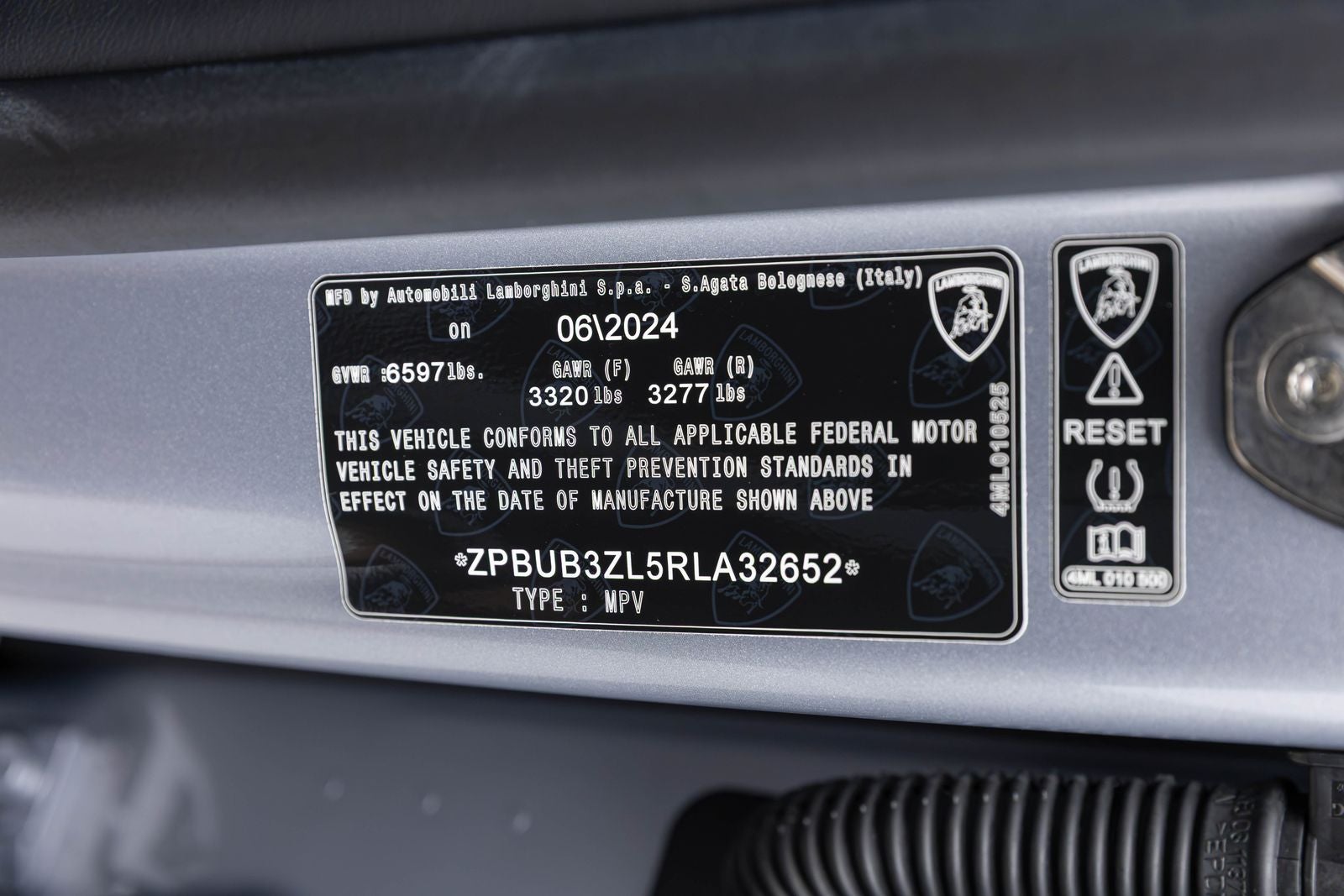 2024 Lamborghini Urus S