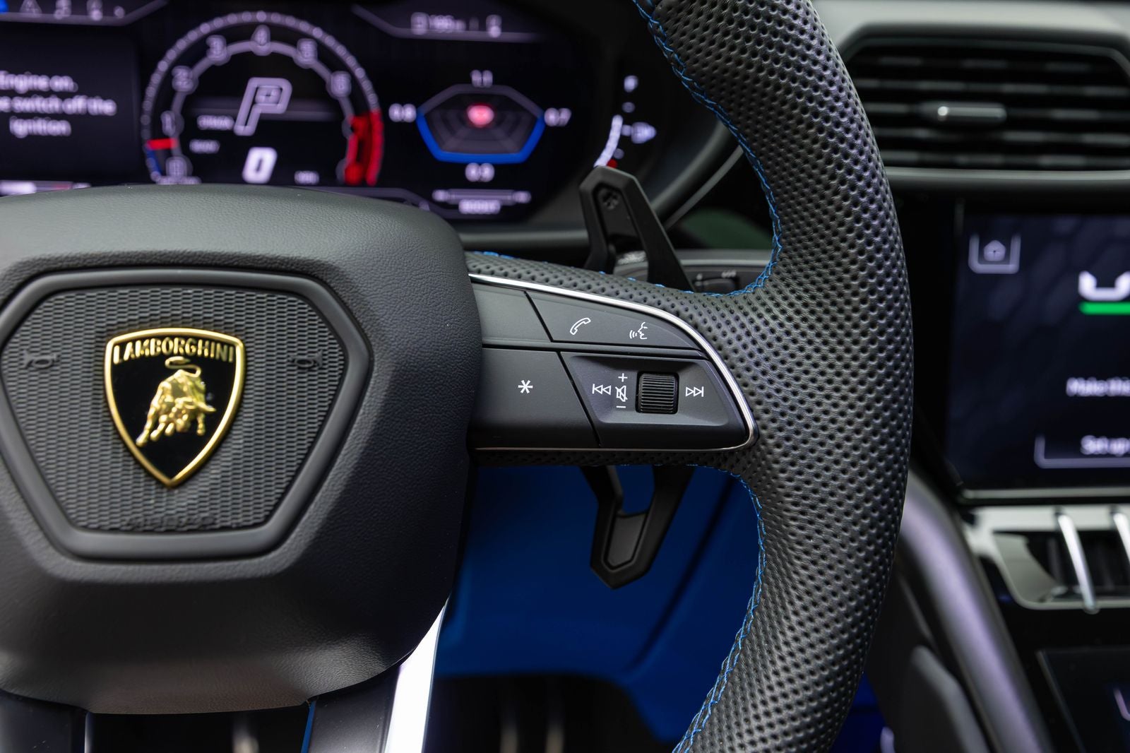 2024 Lamborghini Urus S