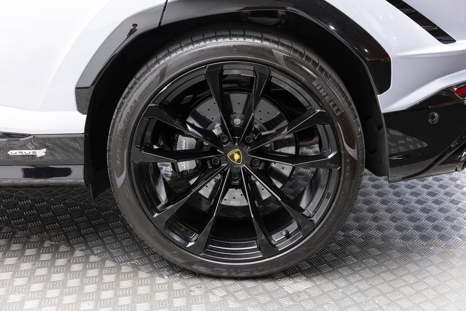 2024 Lamborghini Urus S