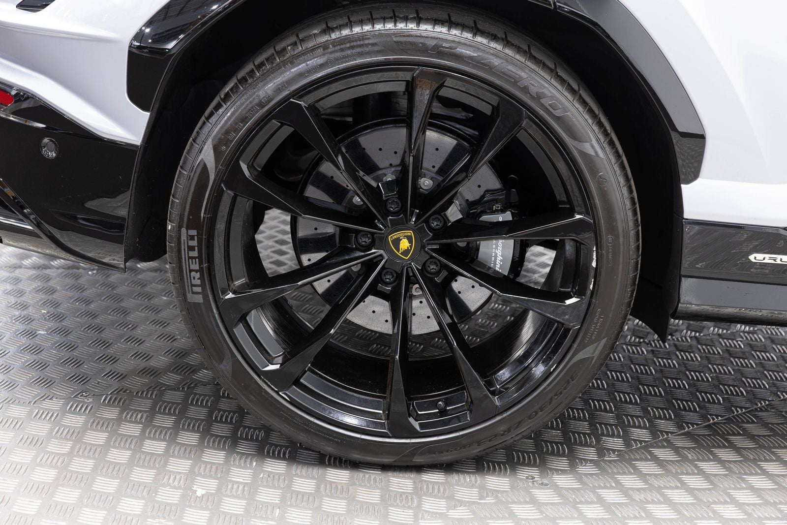 2024 Lamborghini Urus S