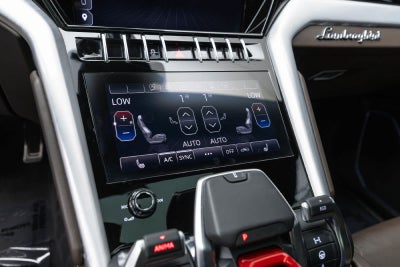2023 Lamborghini Urus S