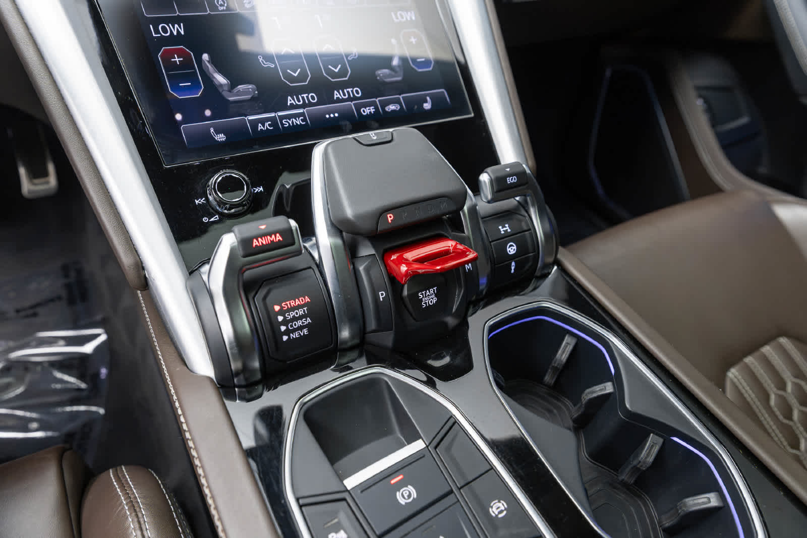 2023 Lamborghini Urus S