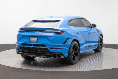 2023 Lamborghini Urus S