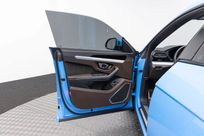2023 Lamborghini Urus S