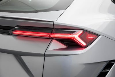 2023 Lamborghini Urus S