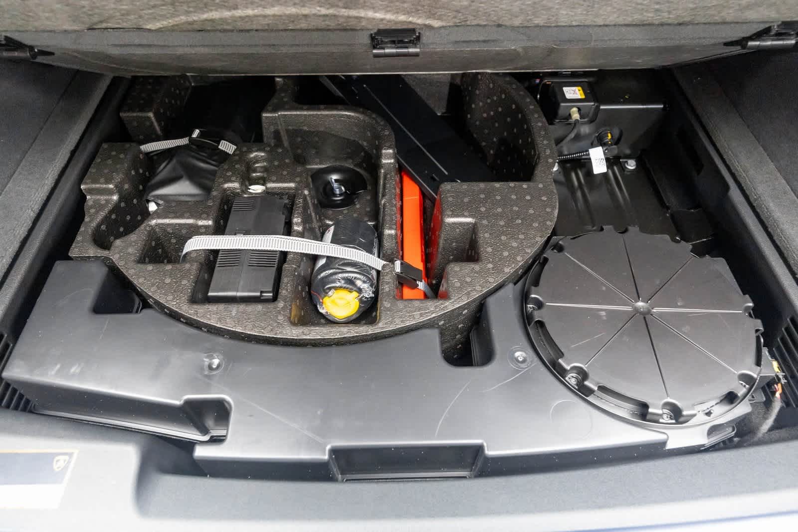 2023 Lamborghini Urus S