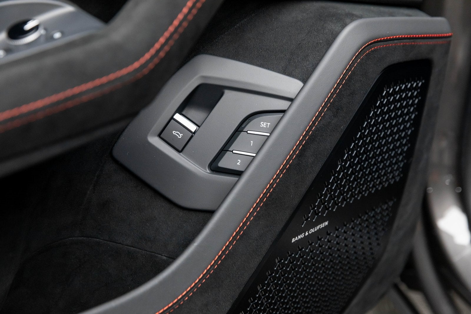 2023 Lamborghini Urus Performante