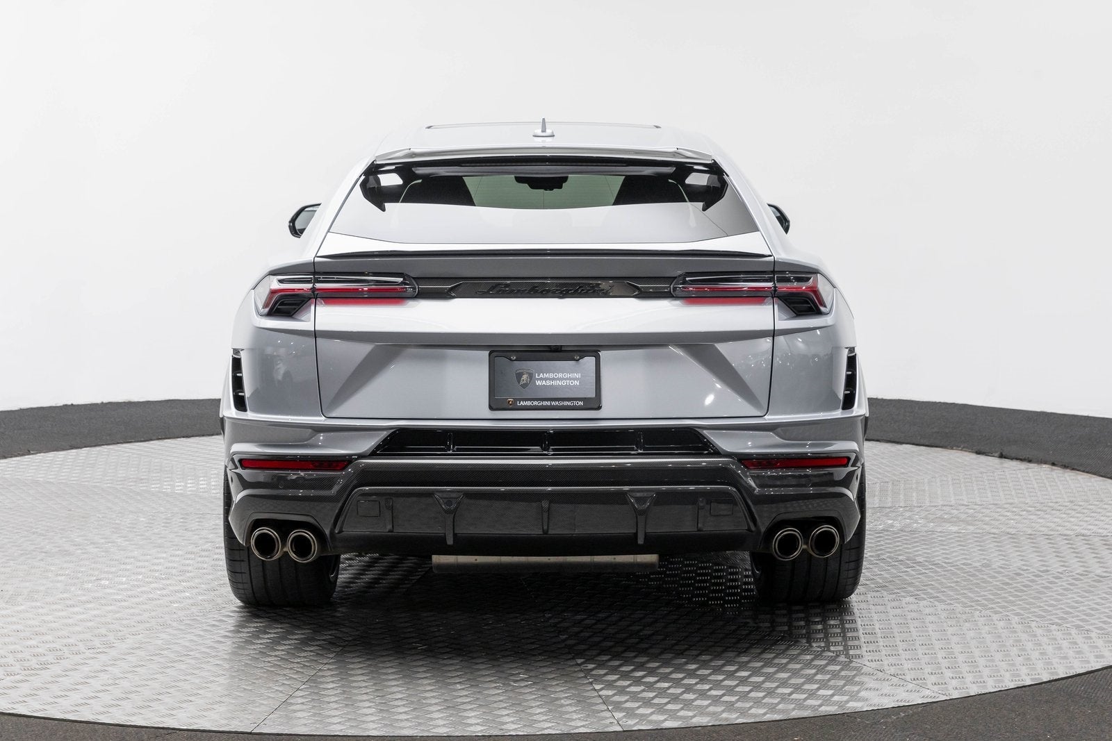 2024 Lamborghini Urus Performante