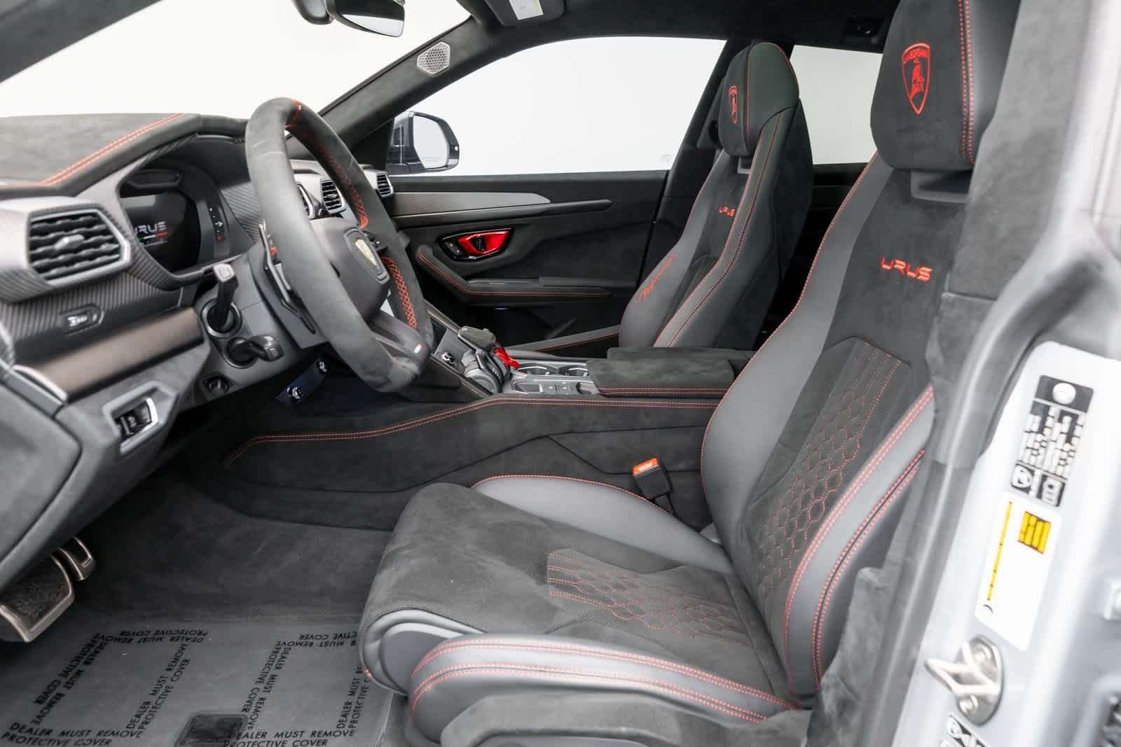 2024 Lamborghini Urus Performante