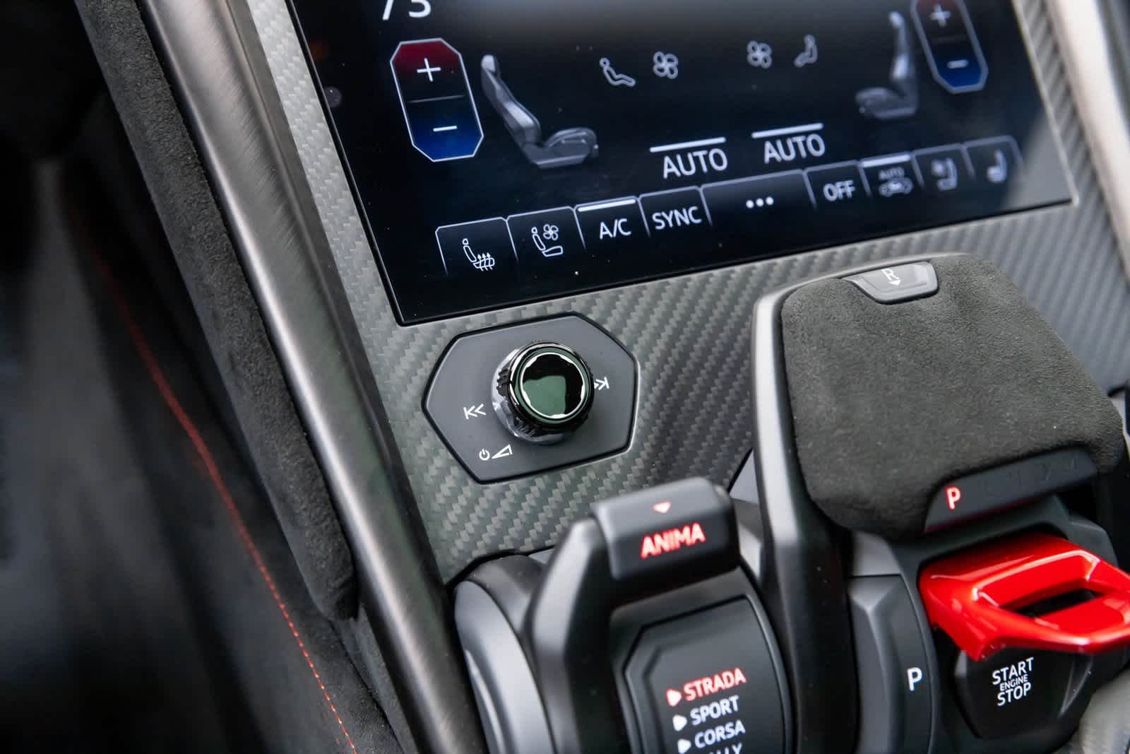 2024 Lamborghini Urus Performante